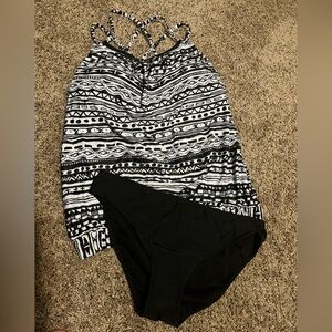 Black and White Patterned Swimsuit